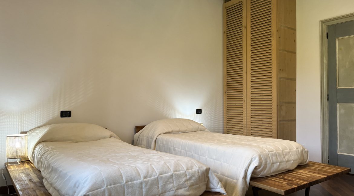 bed2